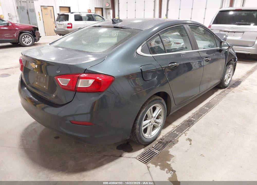 2018 CHEVROLET CRUZE LT AUTO VIN: 1G1BE5SM4J7111997