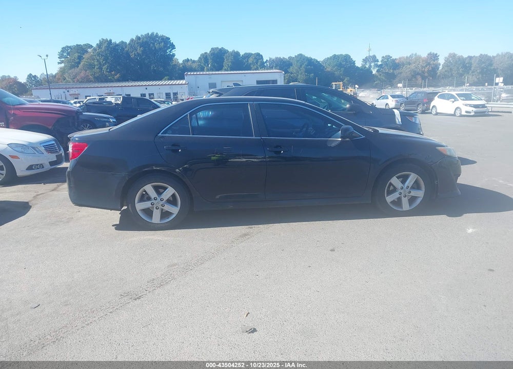 2013 TOYOTA CAMRY VIN: 4T1BF1FK7DU723828