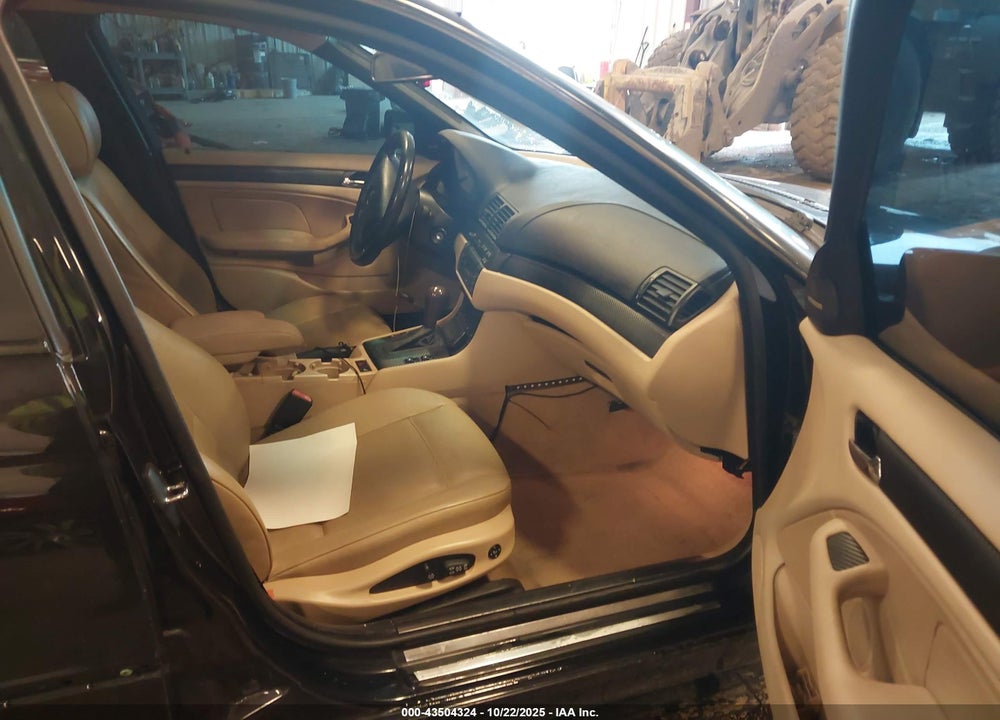 2003 BMW 330XI VIN: WBAEW53423PG23521