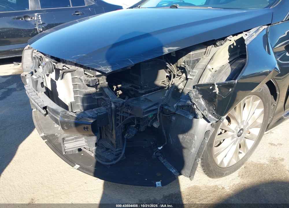 2015 HYUNDAI SONATA VIN: 5NPE34AF5FH260056