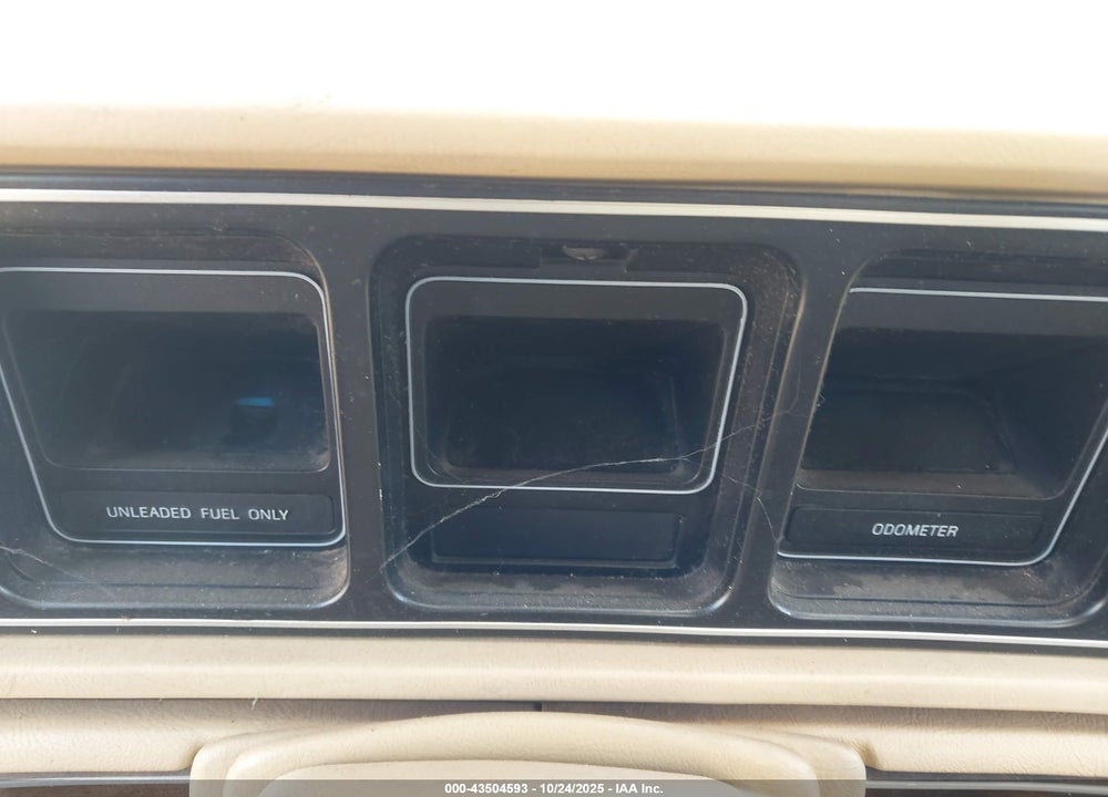 1984 LINCOLN CONTINENTAL  MARK VII VIN: 1MABP98FXEY673482