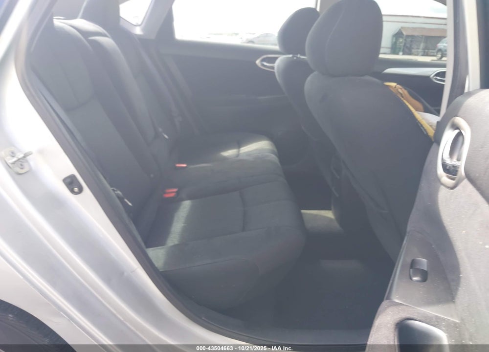 2014 NISSAN SENTRA SR VIN: 3N1AB7AP1EY237776