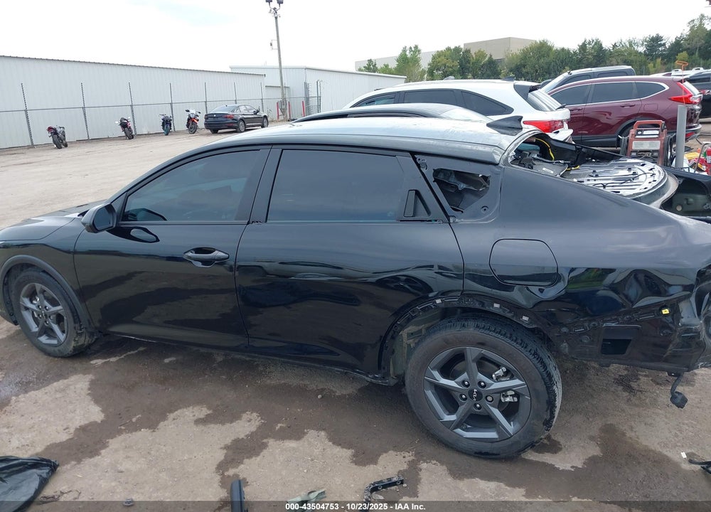 2025 KIA K4 LXS VIN: 3KPFT4DE4SE024326