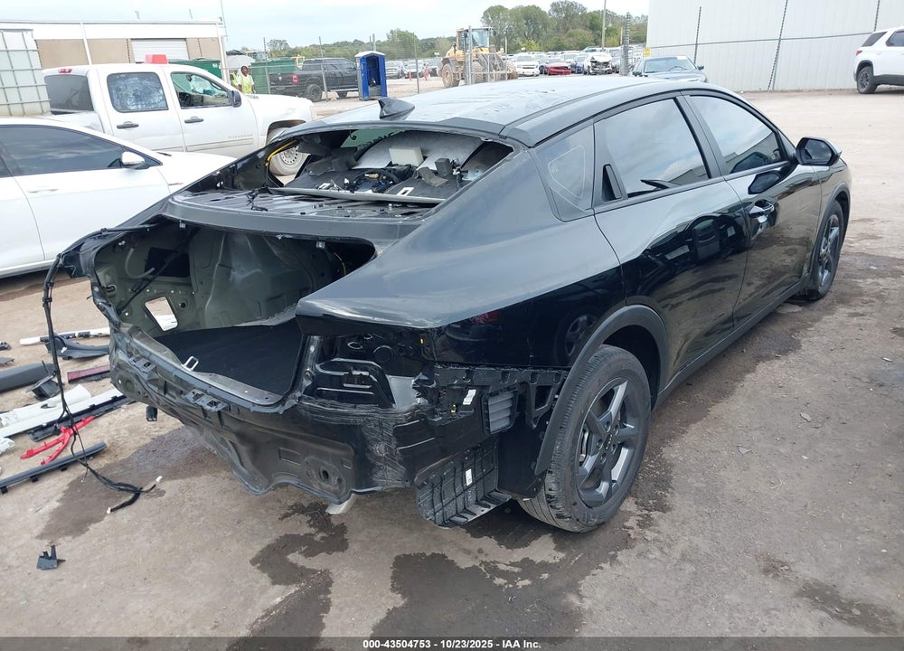 2025 KIA K4 LXS VIN: 3KPFT4DE4SE024326