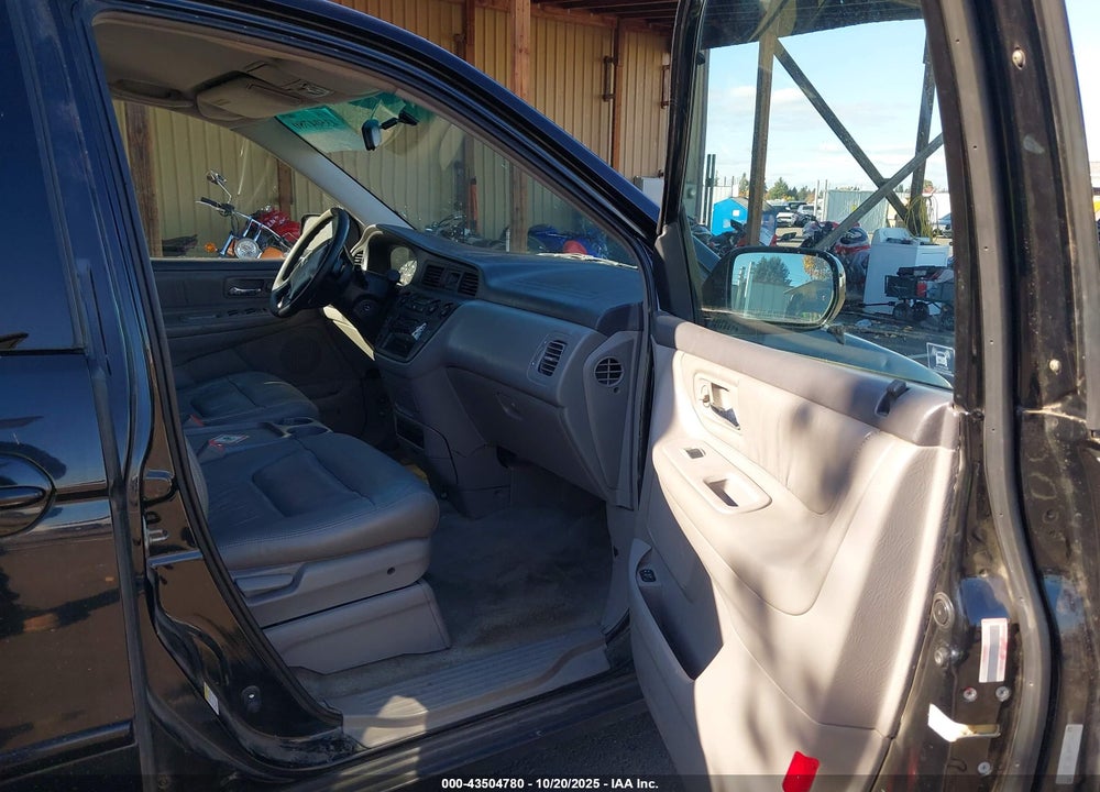 2004 HONDA ODYSSEY EX-L VIN: 5FNRL180X4B114684