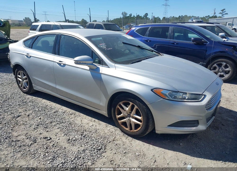 2015 FORD FUSION SE VIN: 3FA6P0H74FR122253