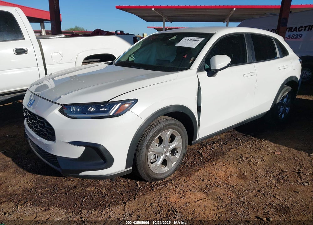 2024 HONDA HR-V 2WD LX VIN: 3CZRZ1H38RM715985