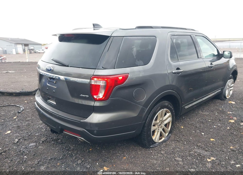 2018 FORD EXPLORER XLT VIN: 1FM5K8D86JGA02807