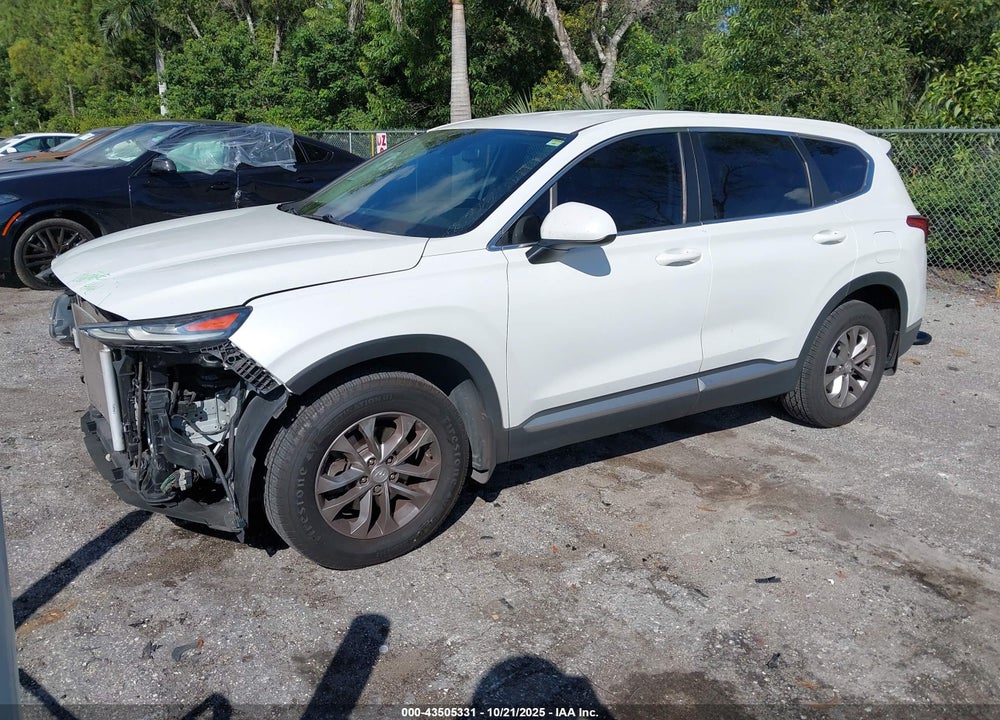 2019 HYUNDAI SANTA FE VIN: 5NMS23AD8KH123683