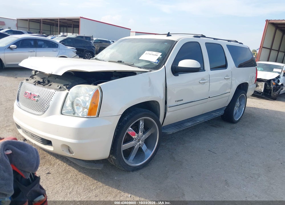 2013 GMC YUKON XL 1500 SLT VIN: 1GKS1KE0XDR351515