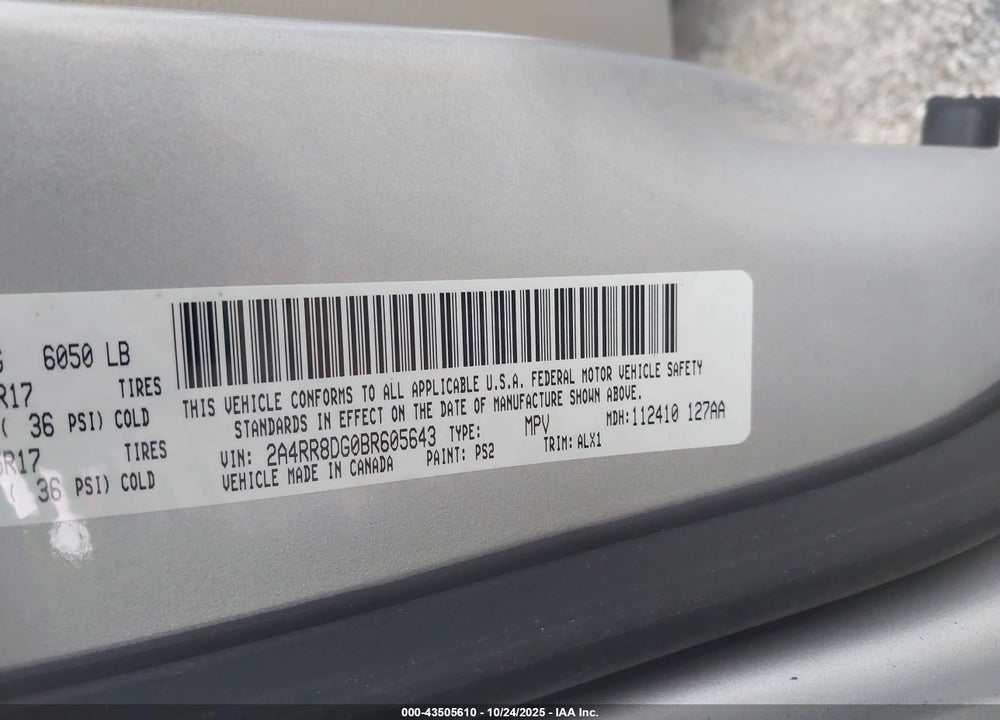 2011 CHRYSLER TOWN & COUNTRY TOURING-L VIN: 2A4RR8DG0BR605643