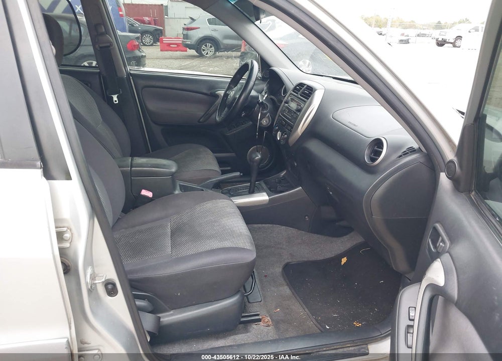 2005 TOYOTA RAV4 VIN: JTEGD20V350091620