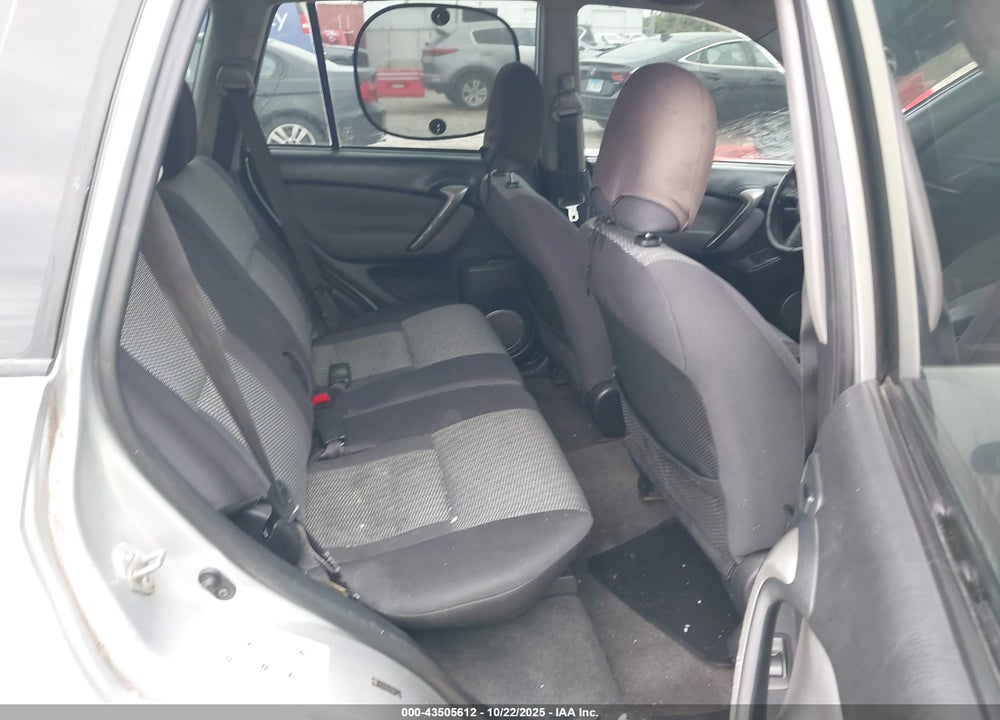2005 TOYOTA RAV4 VIN: JTEGD20V350091620