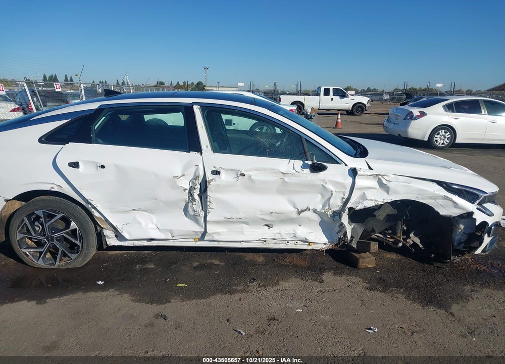 2025 KIA K5 EX VIN: KNAG34J79S5304634