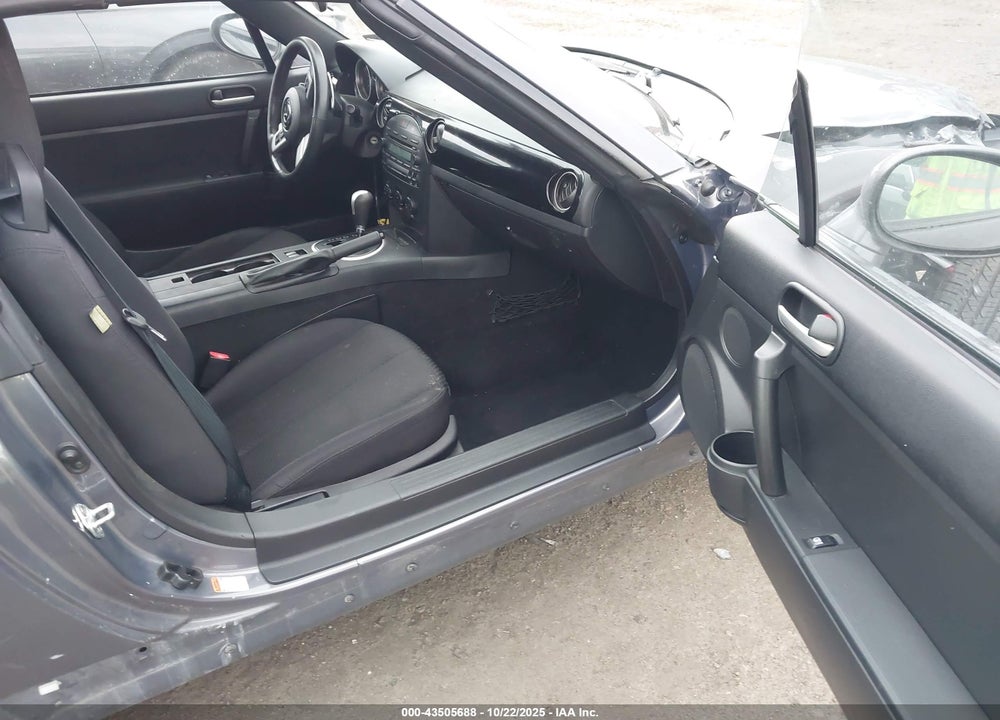 2007 MAZDA MX-5 VIN: JM1NC25F470131206
