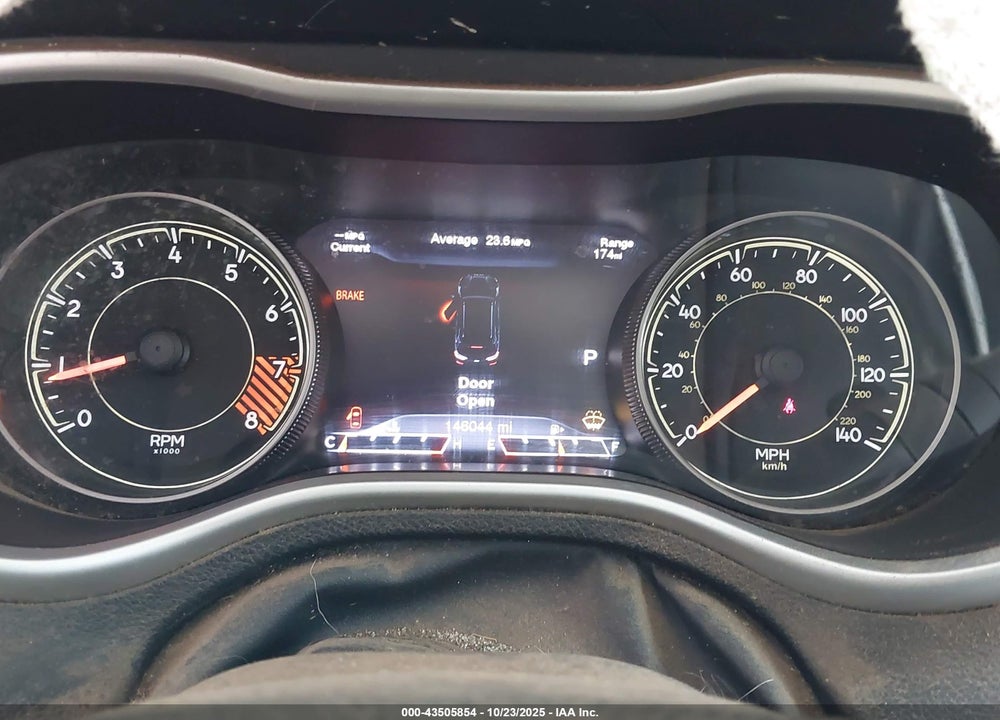 2014 JEEP CHEROKEE TRAILHAWK VIN: 1C4PJMBS3EW182198