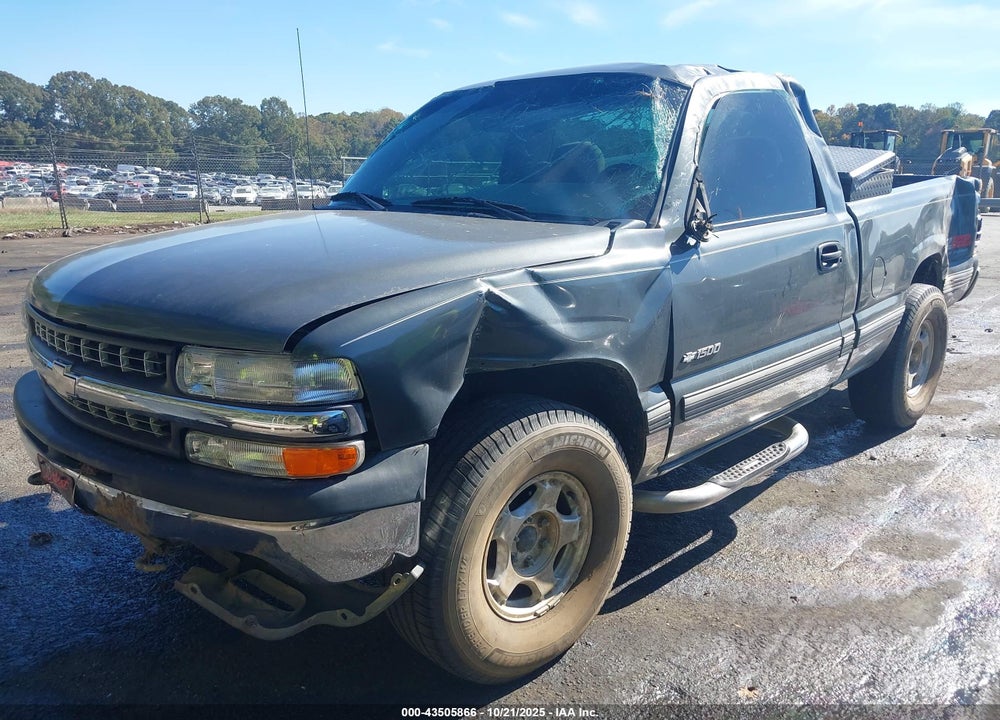 2000 CHEVROLET SILVERADO 1500 LS VIN: 1GCEK14T7YZ202190