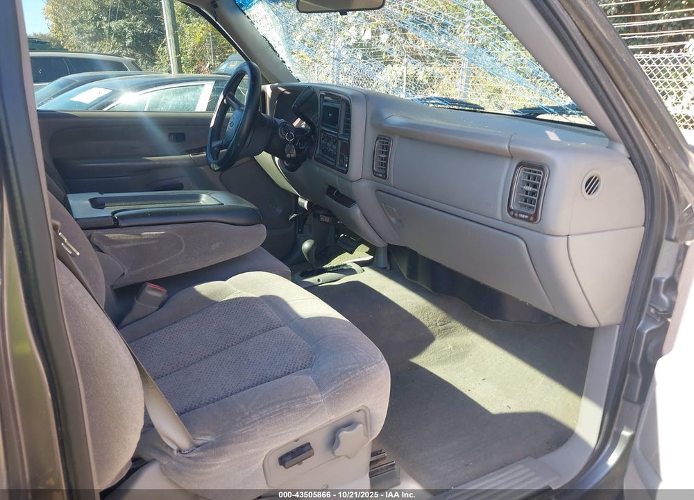 2000 CHEVROLET SILVERADO 1500 LS VIN: 1GCEK14T7YZ202190