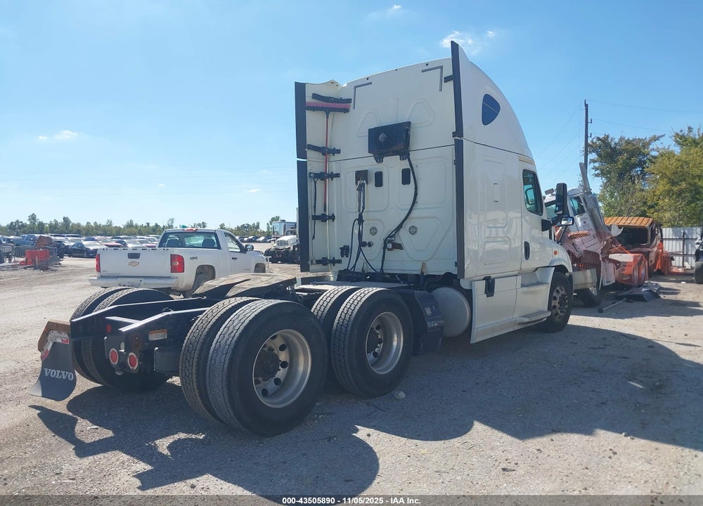 2016 FREIGHTLINER CASCADIA 113 VIN: 3AKJGHDV9GSHK5528