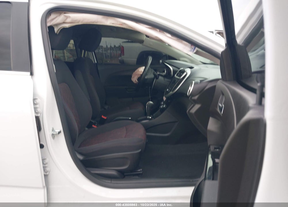 2020 CHEVROLET SONIC FWD  LT 5-DOOR VIN: 1G1JD6SB2L4111181