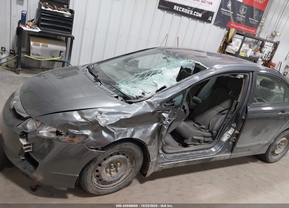 2009 HONDA CIVIC LX VIN: 19XFA16599E047368