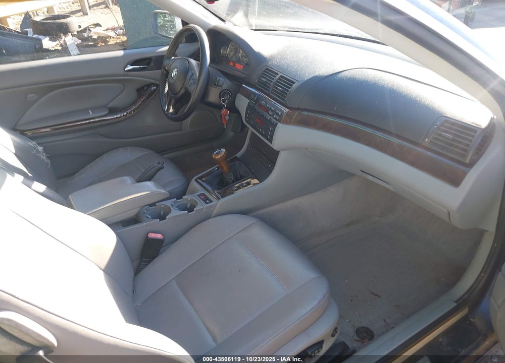 2001 BMW 330CI VIN: WBABN53411JU23023