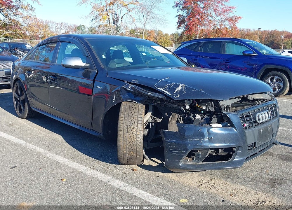 2011 AUDI S4 3.0 PREMIUM PLUS VIN: WAUMGAFL3BA044220