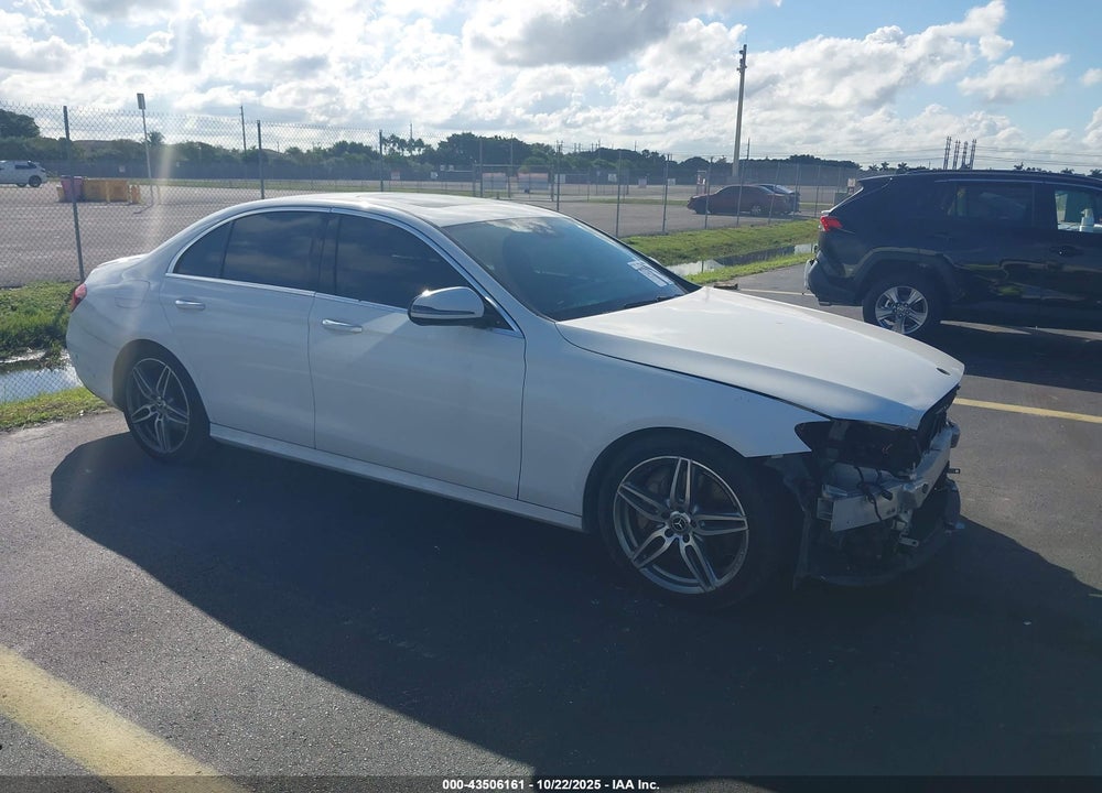 2017 MERCEDES-BENZ E 300 VIN: WDDZF4JB4HA258952