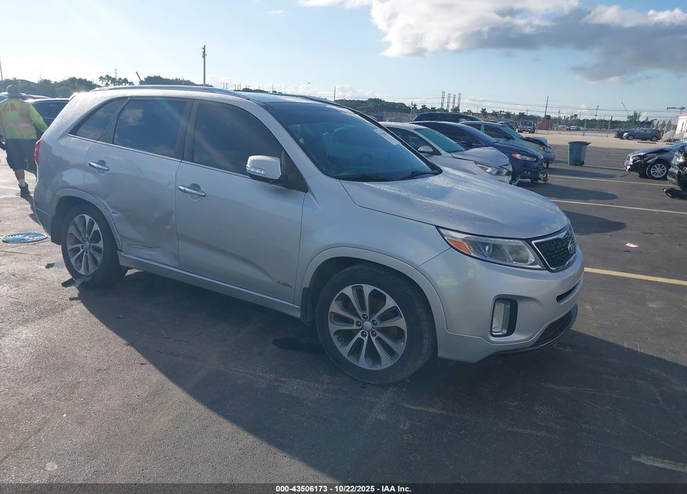 2014 KIA SORENTO SX V6 VIN: 5XYKWDA78EG545682