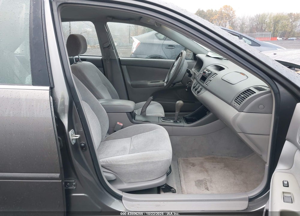 2003 TOYOTA CAMRY LE V6 VIN: 4T1BF32K43U562869