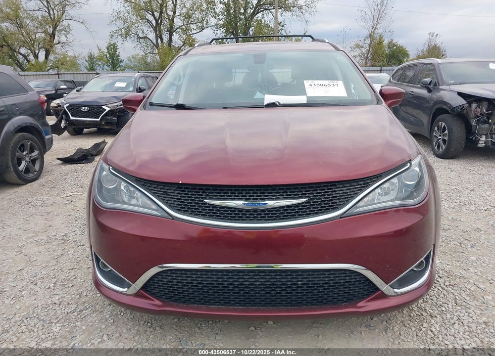 2018 CHRYSLER PACIFICA TOURING L PLUS VIN: 2C4RC1EG4JR289613