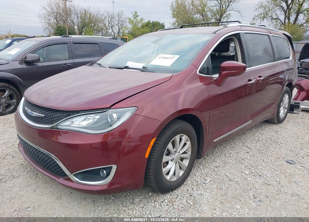 2018 CHRYSLER PACIFICA TOURING L PLUS VIN: 2C4RC1EG4JR289613