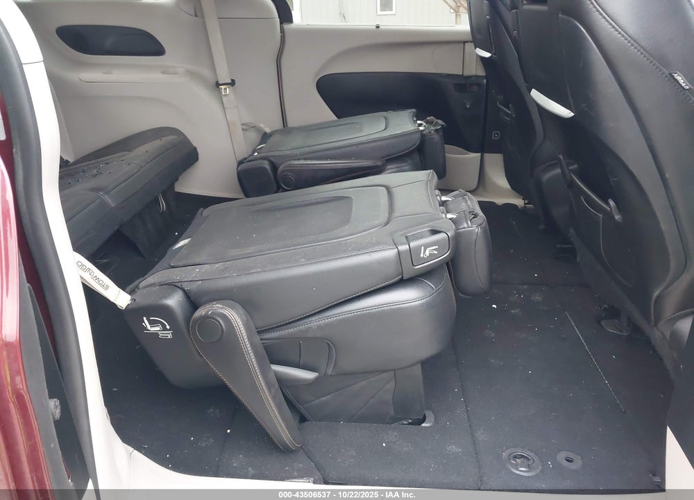 2018 CHRYSLER PACIFICA TOURING L PLUS VIN: 2C4RC1EG4JR289613