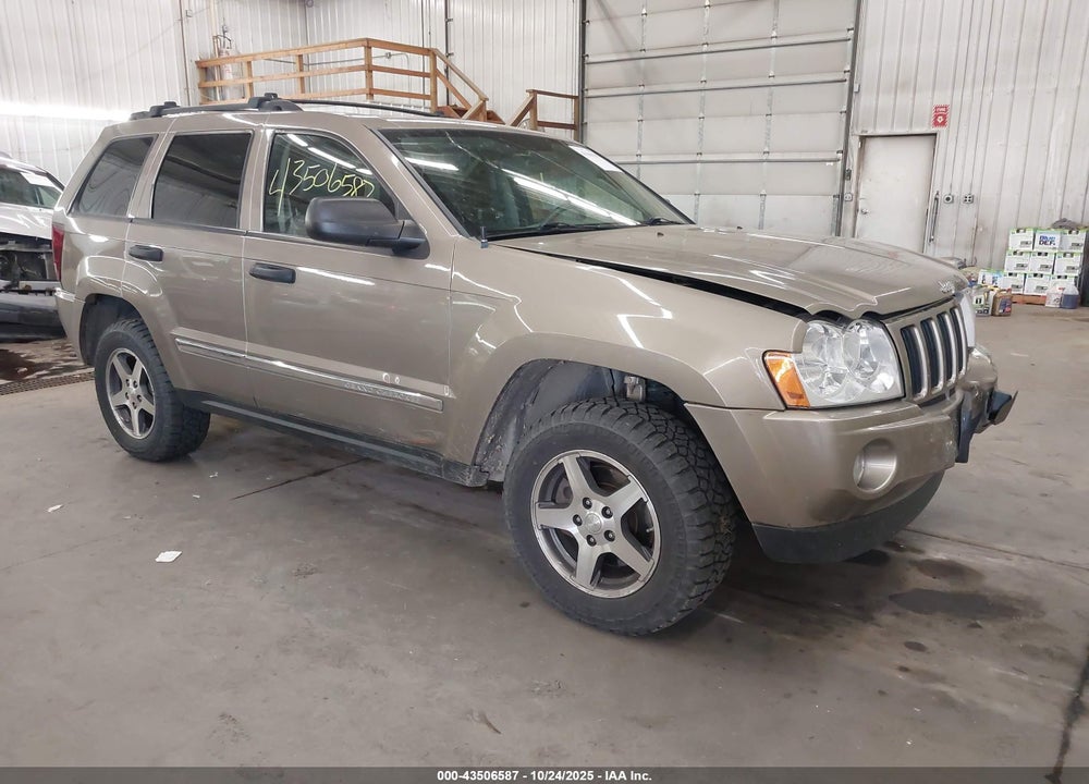 2005 JEEP GRAND CHEROKEE LAREDO VIN: 1J4HR48N45C697611