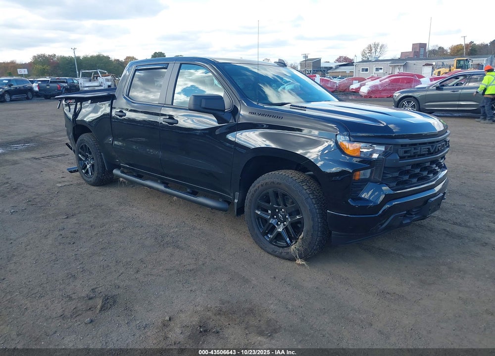 2025 CHEVROLET SILVERADO 1500 4WD  SHORT BED CUSTOM VIN: 1GCPKBEK9SZ260295