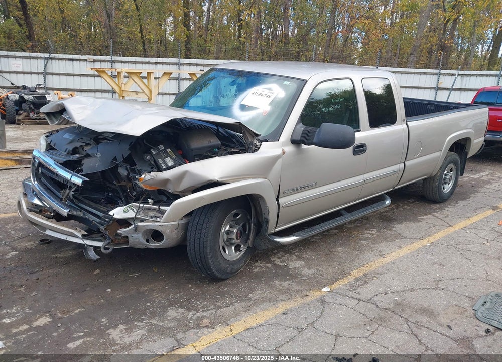 2004 GMC SIERRA 2500HD SLE VIN: 1GTHC29U24E382942