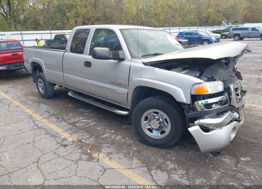 2004 GMC SIERRA 2500HD SLE VIN: 1GTHC29U24E382942