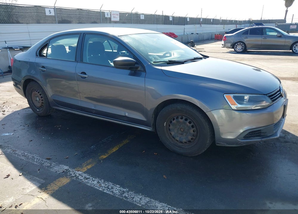 2014 VOLKSWAGEN JETTA 2.0L S VIN: 3VW2K7AJ9EM217003