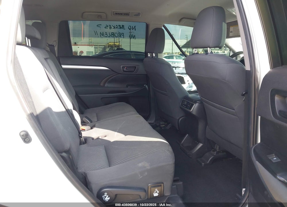 2019 TOYOTA HIGHLANDER VIN: 5TDZZRFH8KS345811