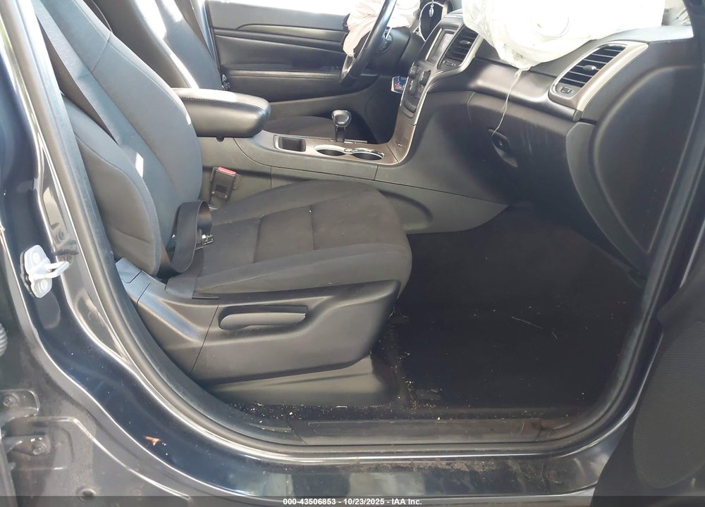 2014 JEEP GRAND CHEROKEE LAREDO VIN: 1C4RJEAG2EC433189