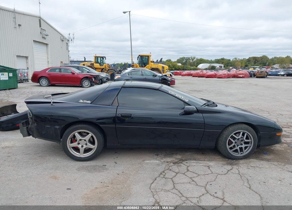 1997 CHEVROLET CAMARO SS/Z28 VIN: 2G1FP22P0V2128698