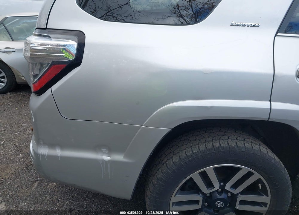 2015 TOYOTA 4RUNNER LIMITED VIN: JTEBU5JR0F5219801
