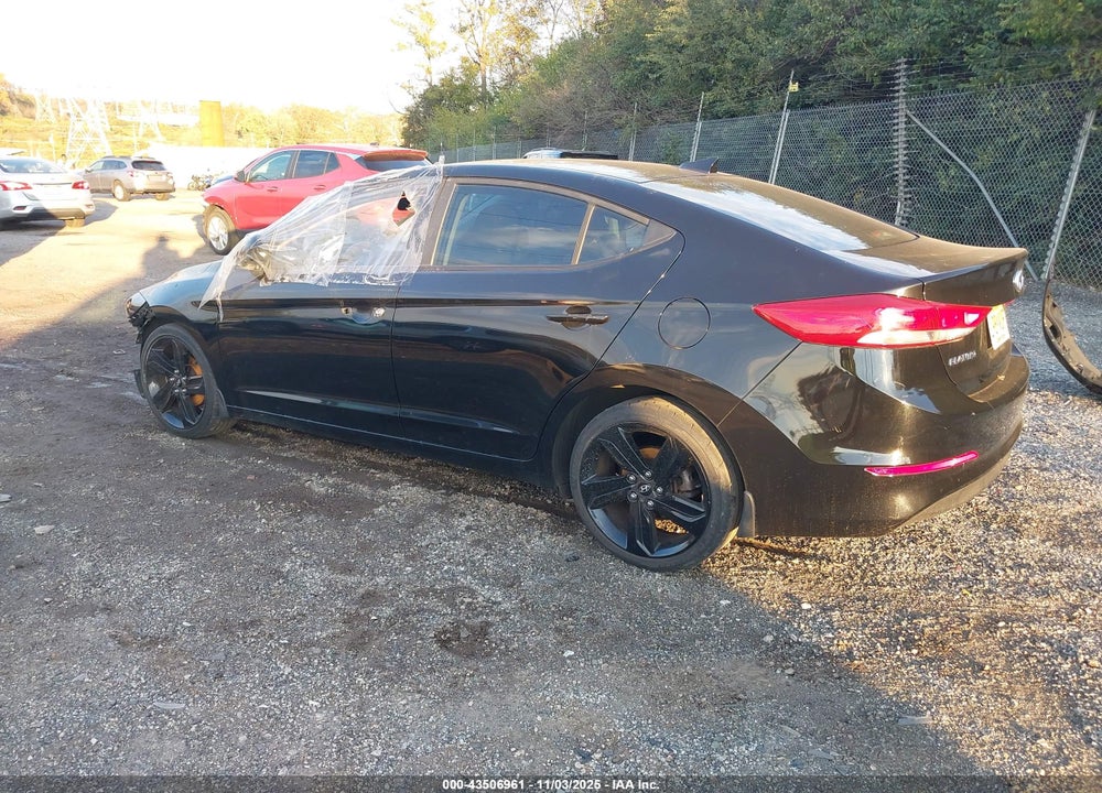 2018 HYUNDAI ELANTRA VIN: KMHD84LF4JU445509