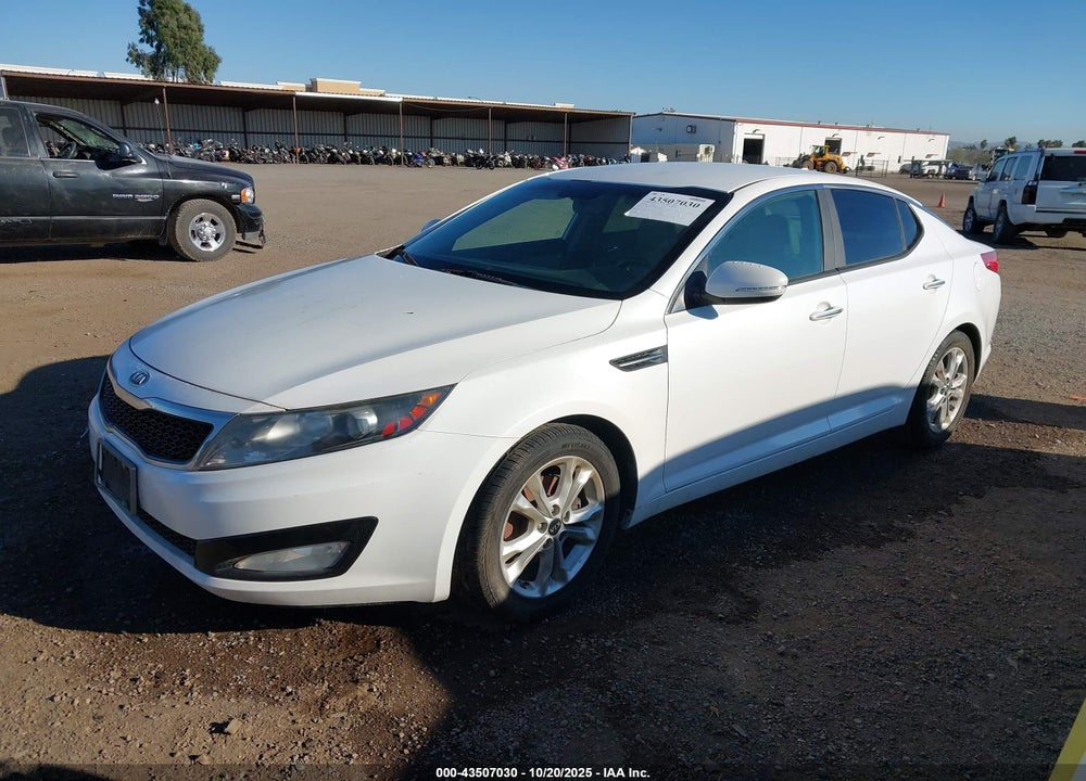 2011 KIA OPTIMA VIN: KNAGN4A74B5142678