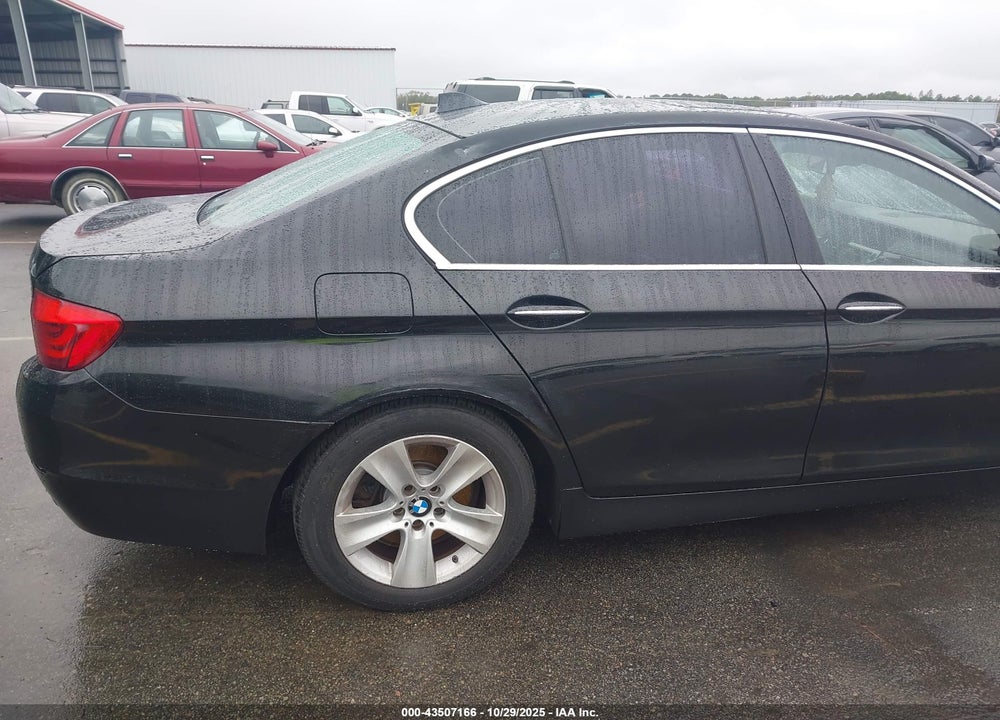 2012 BMW 5 SERIES VIN: WBAXH5C59CDW02868