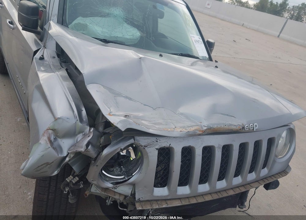 2016 JEEP PATRIOT VIN: 1C4NJRFB4GD731159