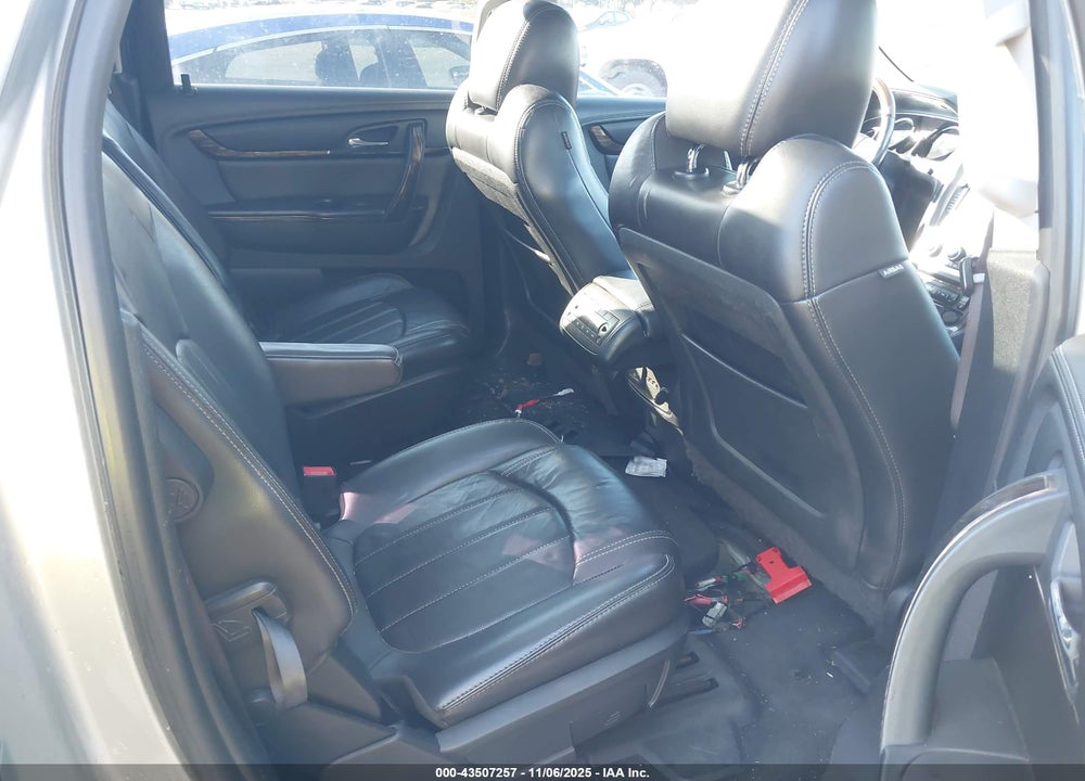 2015 GMC ACADIA VIN: 1GKKRTKD2FJ308892