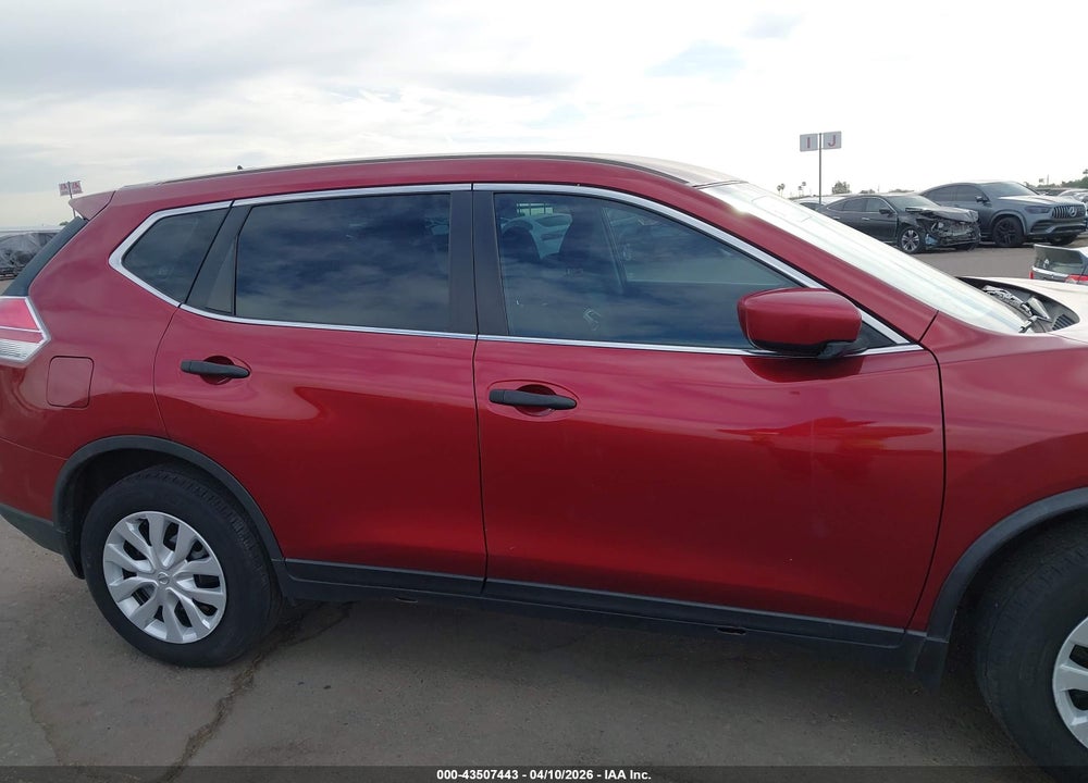 2016 NISSAN ROGUE S VIN: JN8AT2MT1GW028039