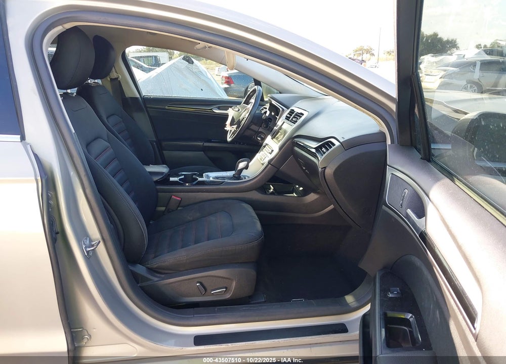 2016 FORD FUSION SE VIN: 3FA6P0H73GR177987