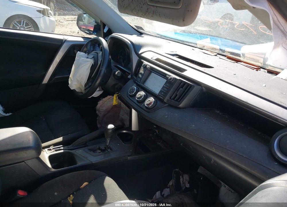2017 TOYOTA RAV4 VIN: JTMBFREV3HJ162470